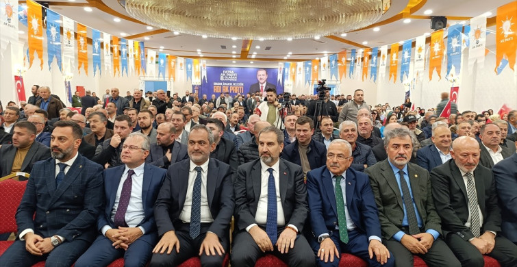 AK Parti İlçe Kongresi'nde Coşku ve Disiplin Vurgusu