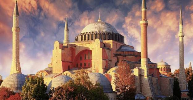 AK Parti'li Numan Kurtulmuş Ayasofya'nın İbadete Açılışı İçin Tarih Verdi