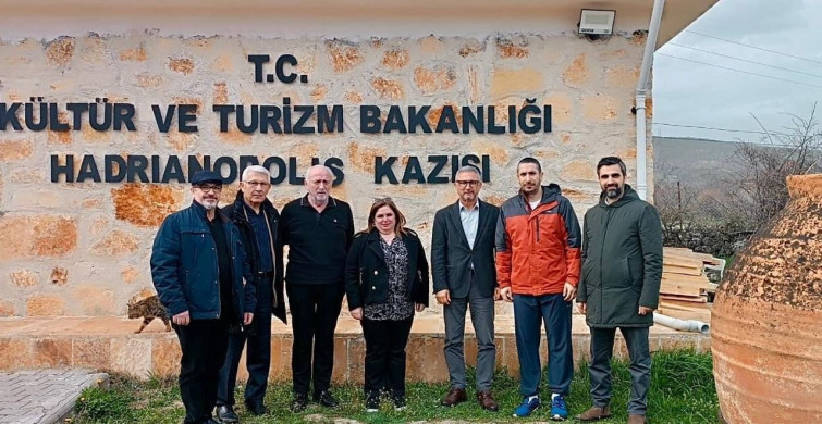 Akademisyenler Karabük'te Tarihî ve Kültürel İncelemelerde Bulundu