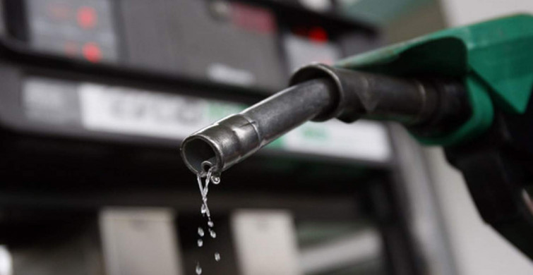 Akaryakıt fiyatları bugün ne olur? Benzine ve motorine zam geldi mi? 27 Şubat Pazartesi altın fiyatları