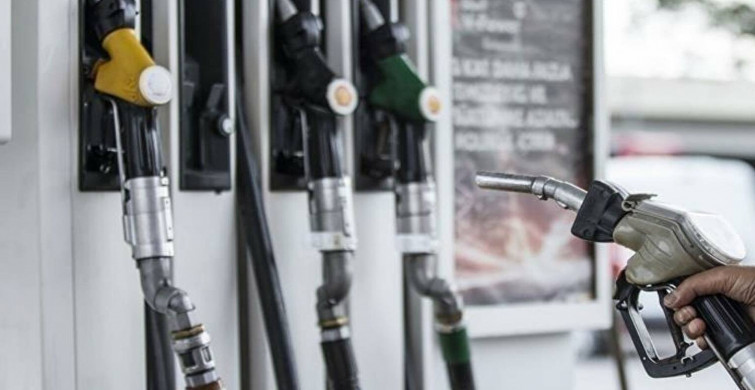 Akaryakıt fiyatlarında buruk sevinç: 30 TL’ye yaklaşan motorinde indirim yapıldı! 13 Ekim 2022 güncel benzin motorin fiyatları