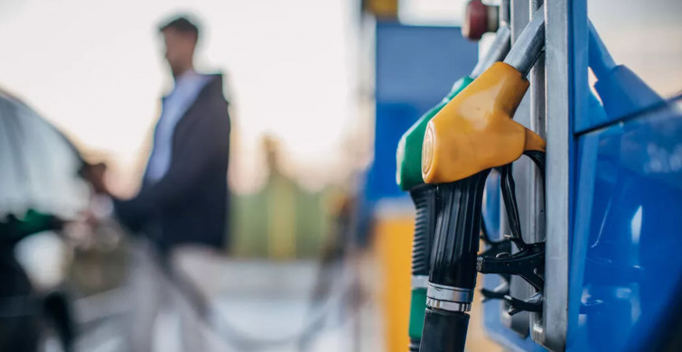 Akaryakıt ve benzine yeni zam geldi! Litresi tam tamına 24 liraya kadar yükseldi