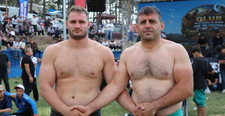 Akdağ karakucak güreşleri’nin başpehlivanı Kenan Gör oldu