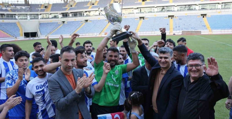 Akdeniz Belediye Spor Bölgesel Amatör Lig'e Yükseldi
