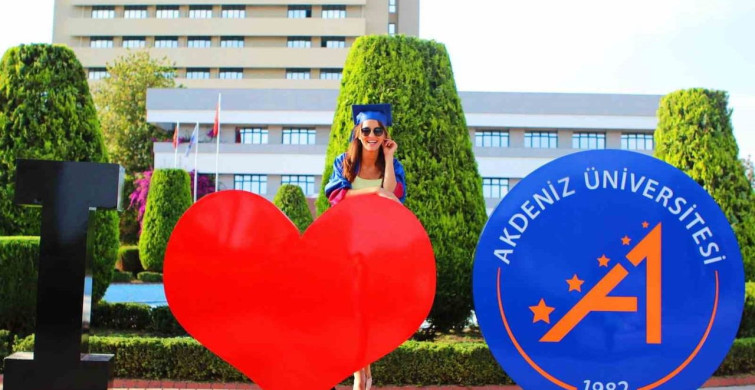 Akdeniz Üniversitesi, URAP dünya sıralamasında 40 basamak yükseldi