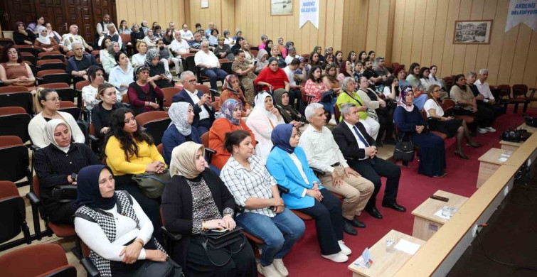 Akdeniz’de 'Özel Gereksinimli Bireyler ve Ev Yaşamı' Paneli Düzenlendi