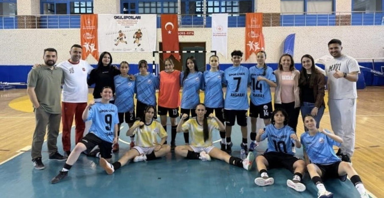 Aksaray Spor Lisesi Kız Futsal Takımı Türkiye 5.'si Oldu