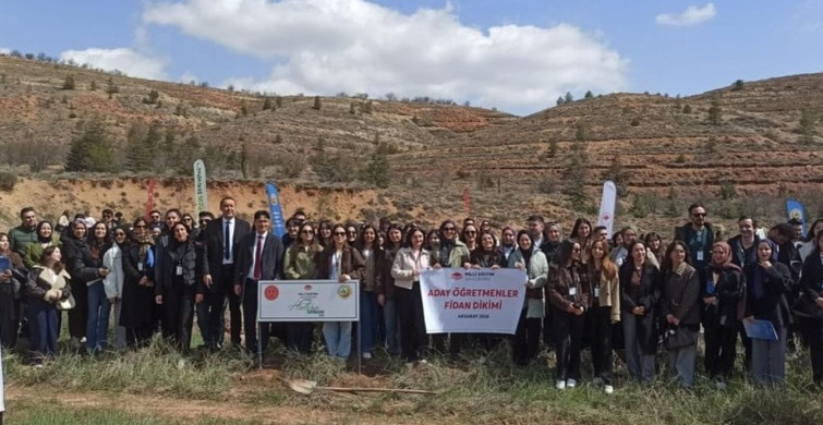 Aksaray'da Aday Öğretmenler Fidan Dikimi Gerçekleştirdi