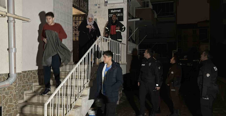 Aksaray'da Apartmanda Yangın: 6 Kişi Dumandan Etkilendi