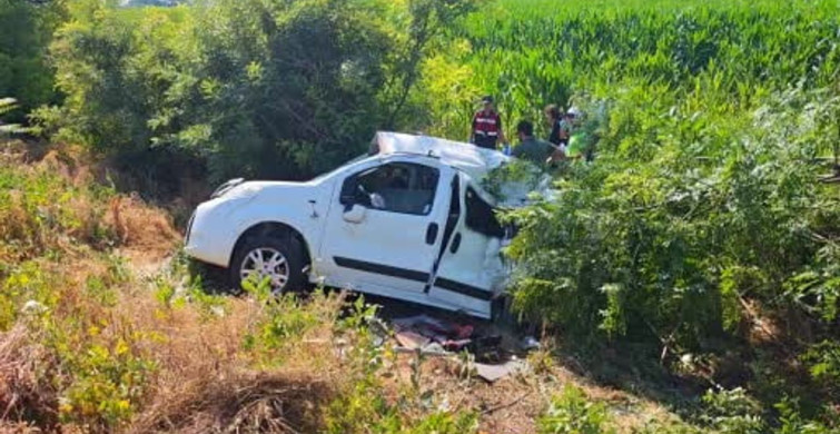 Aksaray’da direksiyon hakimiyetinin kaybedilmesi sonucu trafik kazası: 3 ölü, 1 yaralı