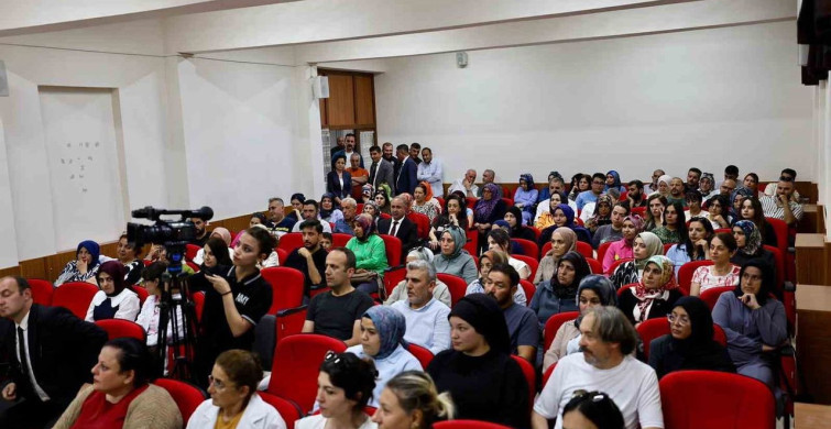Aksaray'da Narkotik Farkındalık Eğitimi Velilere Veriliyor