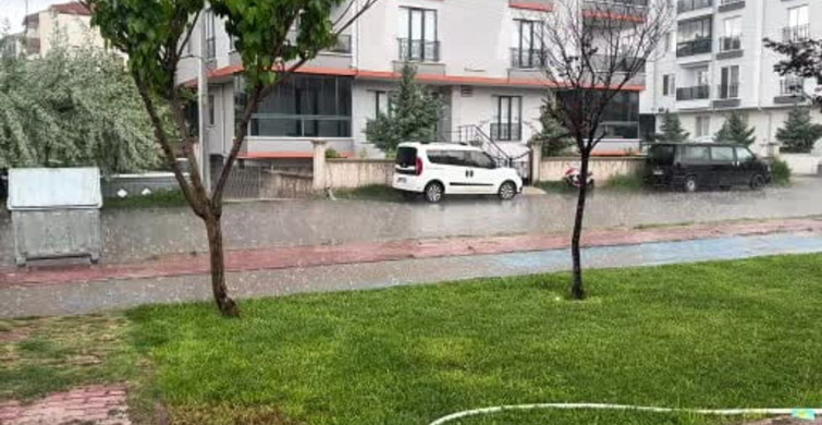 Aksaray'da Şiddetli Yağış Etkisi