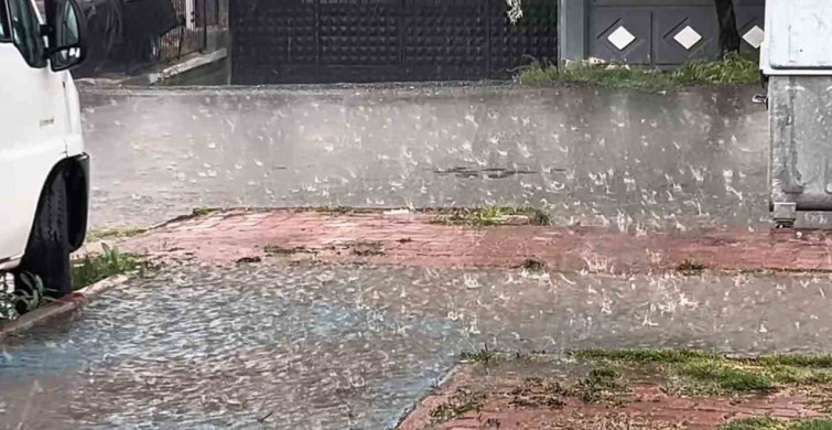 Aksaray'da Şiddetli Yağmur Etkili Oldu