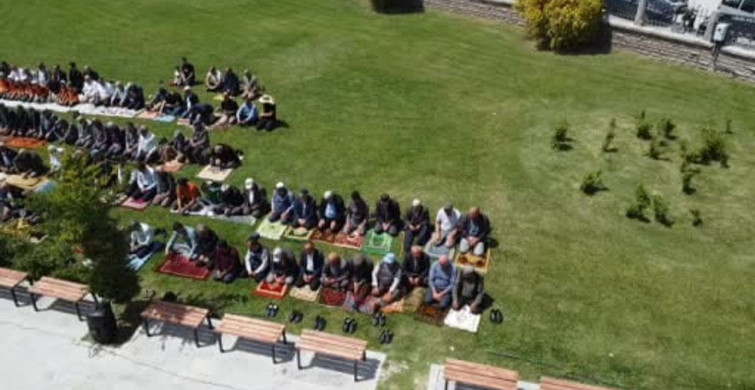 Aksaray'da Yağışlar İçin Şükür Duası