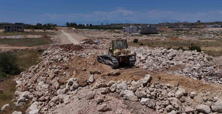 Aksu’da yeni imar yolu çalışmaları devam ediyor