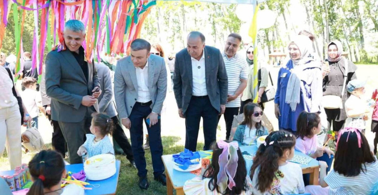 Alaca'da Ailemle Eğitim Yolculuğu Şenliği Coşkusu