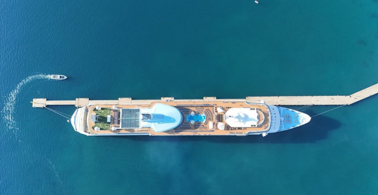 Alanya Limanı'na Kruvaziyer Ziyareti