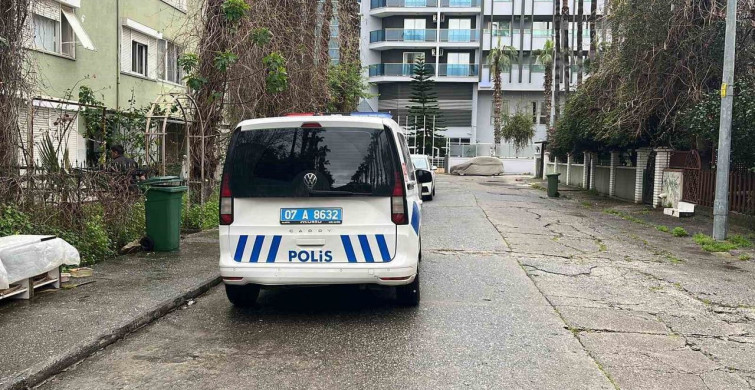 Alanya'da Ev Kedisi Alarm Durumuna Sebep Oldu