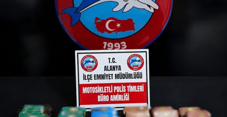 Alanya'da motosiklette 4 kilo esrar ele geçirildi