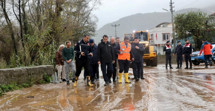 Alanya'da Sağanak Yağışların Etkisi: Eğitim Ara Verildi