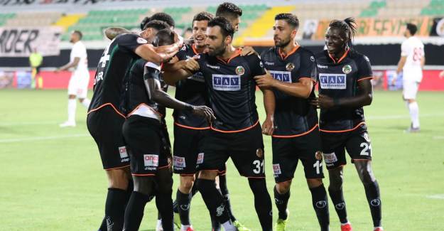 Alanyaspor’da Gerginlik