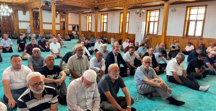 Alaplı’da 15 Temmuz şehitleri için mevlit okutuldu