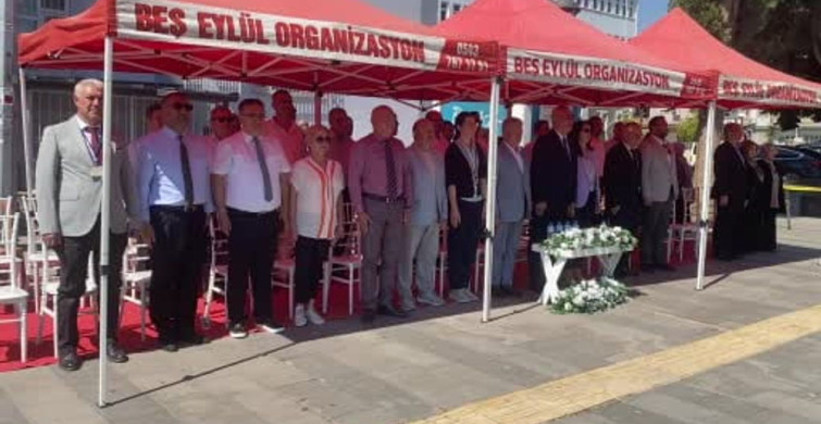Alaşehir'de 7,600 Motifle Hazırlanan Atatürk Portresi Sergisi