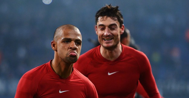 Albert Riera'dan Felipe Melo İtirafı: 'Kavga Ettik'