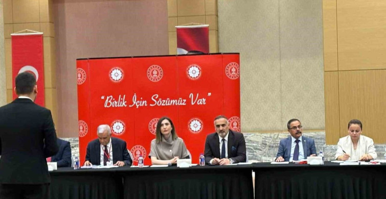 Alevi-Bektaşi Ansiklopedisi Çalıştayı'nın Üçüncüsü Gerçekleşti