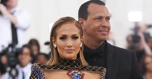 Alex Rodriguez, Jennifer Lopez'i Aldattı mı?