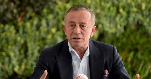 Ali Ağaoğlu Torunu İçin Kesenin Ağzını Açtı!