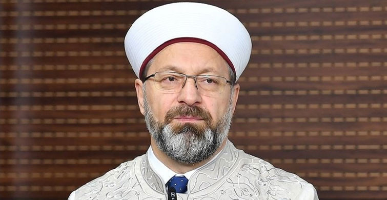 Ali Erbaş Salgında Tedbirlere En Güzel Camilerin Uyduğunu Açıkladı
