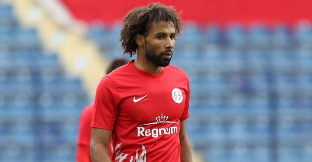 Ali Şafak Öztürk: 'Nazım Konusunda Beşiktaş ile Anlaşmıştık'