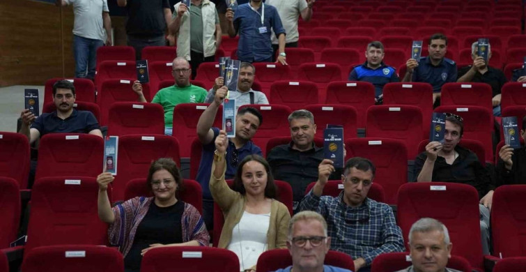Aliağa'da Güvenli Sürüş ve Şiddetle Mücadele Semineri Düzenlendi