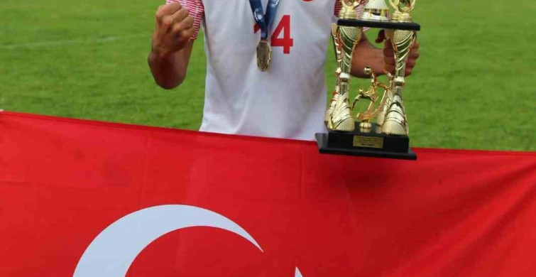 Aliağalı Semih Ayriç Dünya Şampiyonu