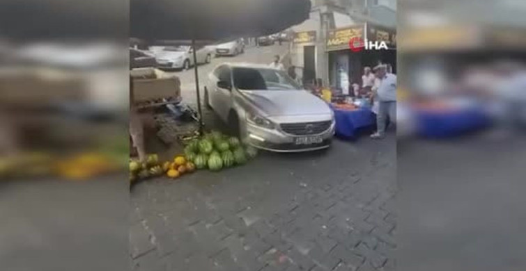 Alkollü sürücü pazar tezgahına daldı, karpuzları ezdi