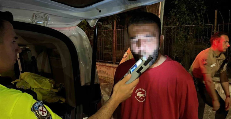 Alkollü sürücünün polisten kaçış anı kamerada görüntülendi