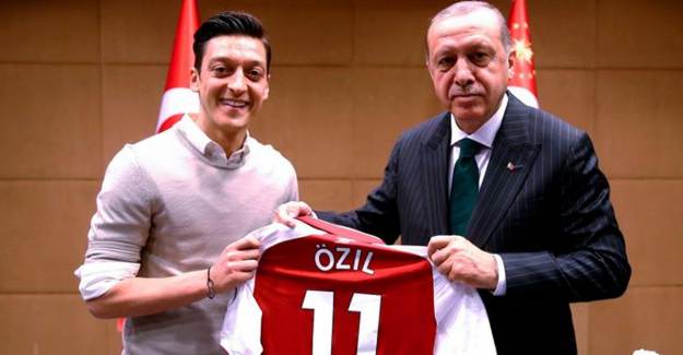 Almanya Mesut'tan Özür Diledi!
