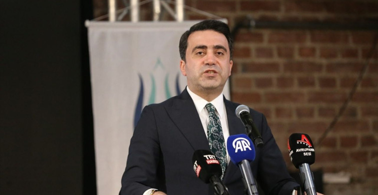 Almanya'da Uluslararası Toplum Akademisi'nin Açılışı