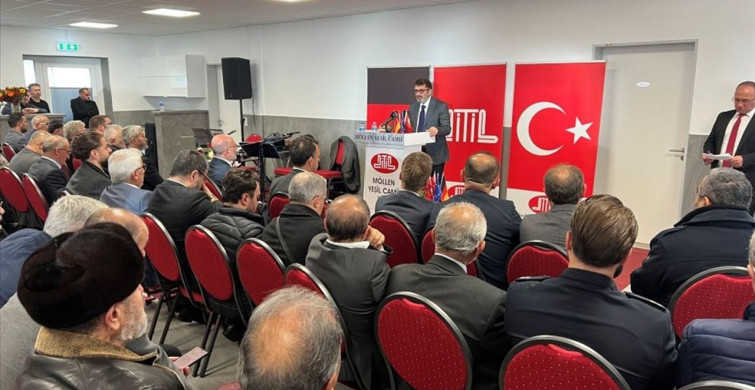 Almanya'da Yeni İbadet Merkezi: Yeşil Cami Açıldı