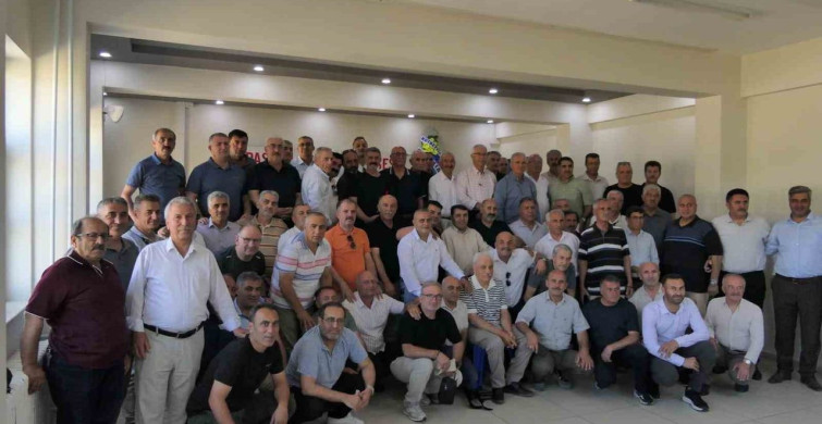 Alpaslan öğretmen lisesi mezunları her yıl geleneksel buluşmalarını sürdürüyor