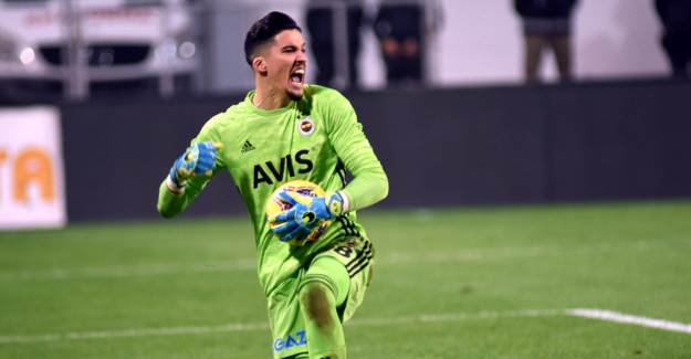 Altay Bayındır'dan Milli Takım Ve Transfer Açıklaması!