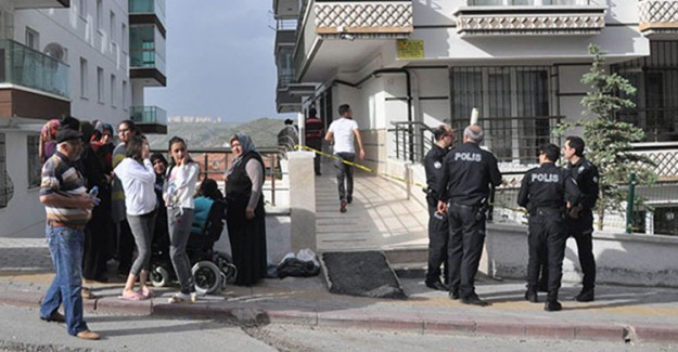 Altı Aylık Bebeğini Balkondan Attı