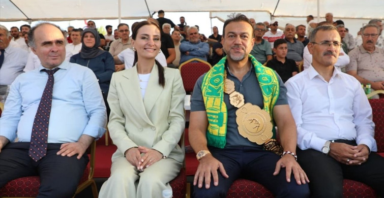 Altın Kiraz Yağlı Pehlivan Güreşleri'nde Ali İhsan Batmaz Şampiyon Oldu