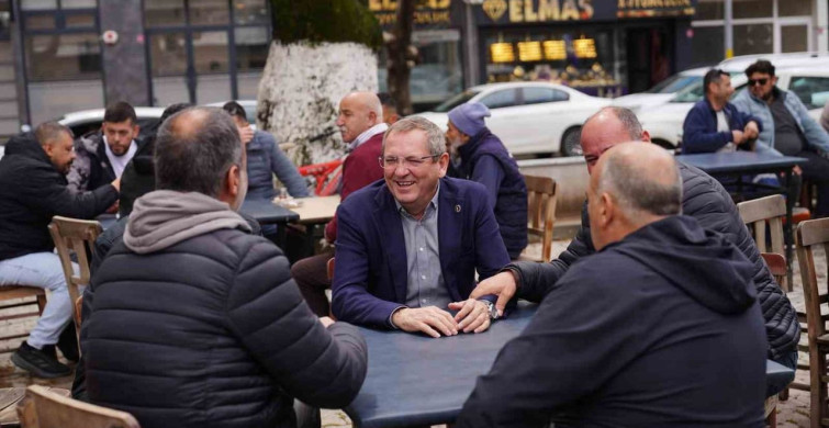 Altınova’da Başkan Ergin ile Esnaf ve Vatandaş Buluşması