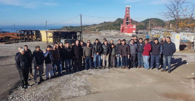 Amasra’da Maaşlarını Alamayan Maden İşçileri Eylem Yapıyor
