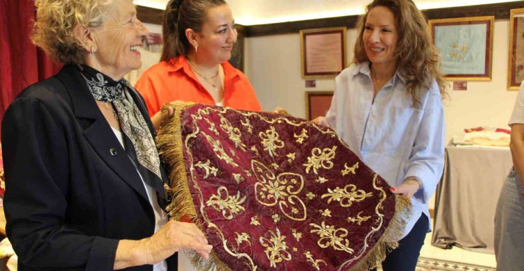 Amasya'da 200 yıllık bohçalar sergilendi