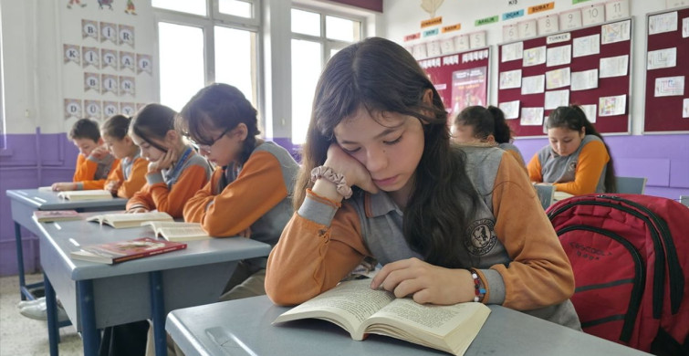 Amasya'da Minikler için 'Bir Kitap Bin Dünya' Projesi Başladı
