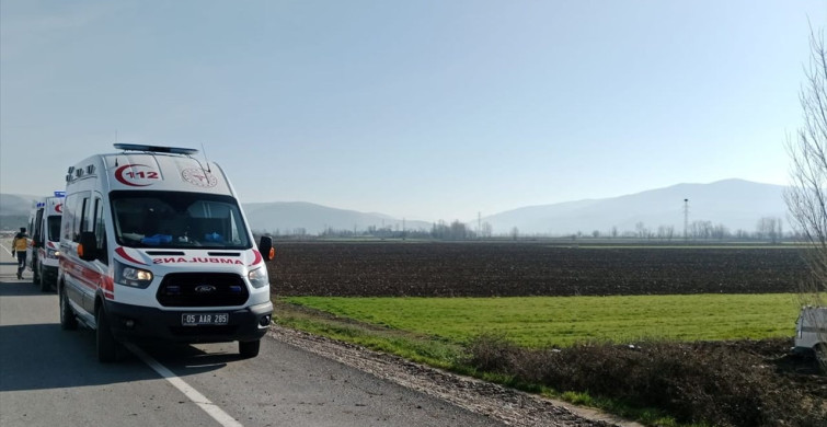 Amasya'da Panelvan Kazası: 8 Yaralı