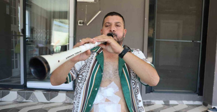 Ameliyat sonrası hasta nefes egzersizini zurnasıyla yaptı